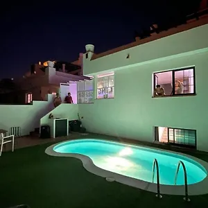 Hostal Long Surf House, Corralejo